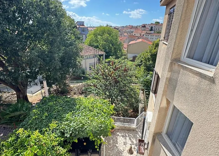 Flowers Pula, Center 아파트 *