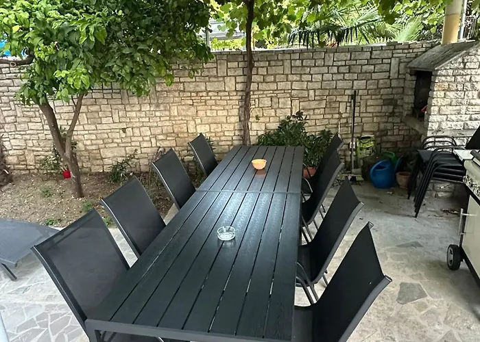 아파트 Flowers Pula, Center