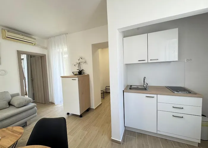 아파트 Flowers Pula, Center *