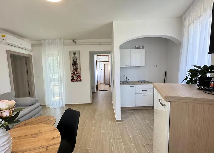 아파트 Flowers Pula, Center