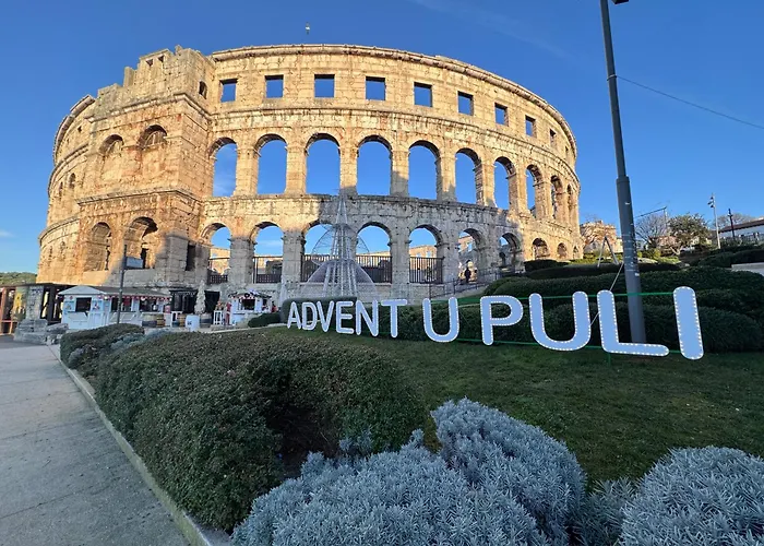 Flowers Pula, Center 아파트 풀라