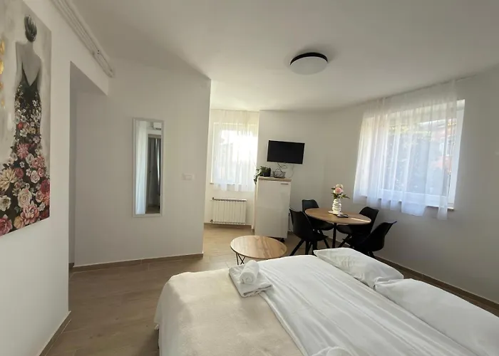 Flowers Pula, Center 아파트 *